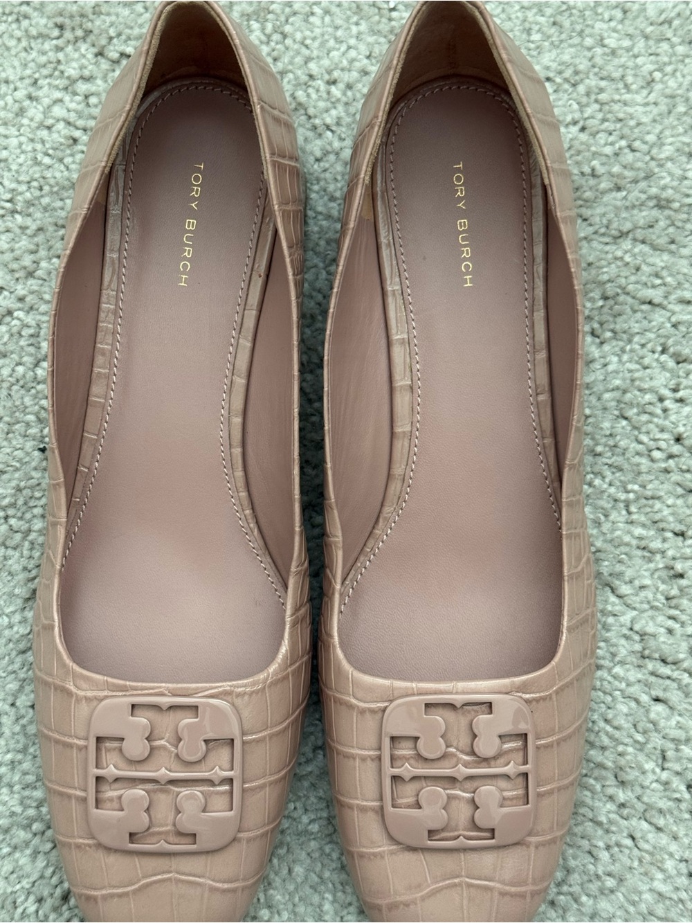 Tory Burch Croc-Embossed Logo Ballet Flats in Taupe Size 11 - Picture 7 of 10